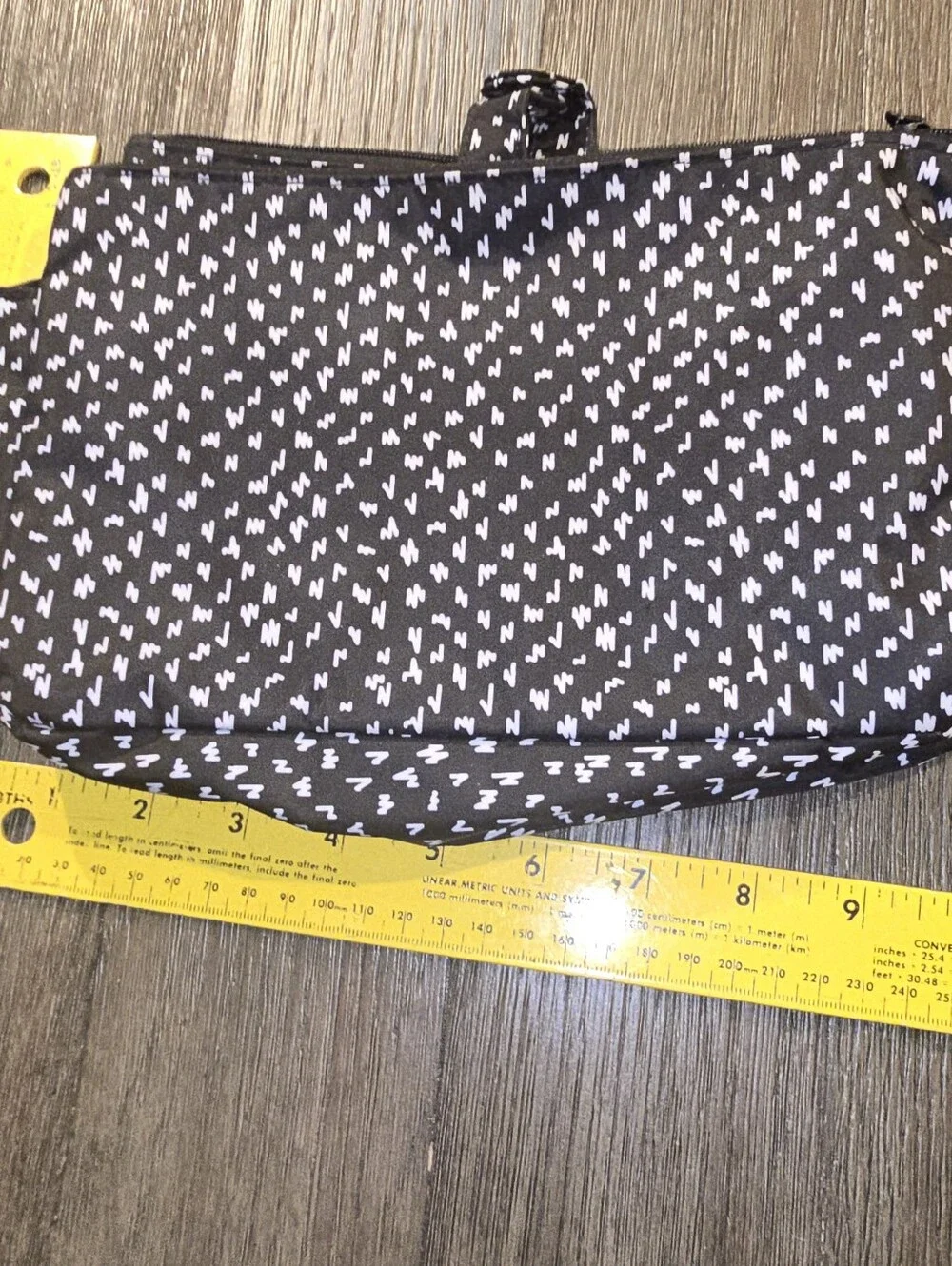 Thirty One Black/white Make Up Travel Bag